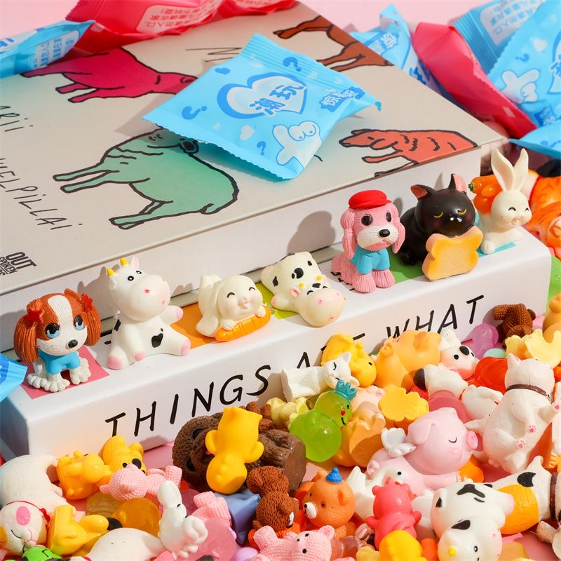 40 Pieces/Set Random Cartoon B - Resin Art Case recension och pris