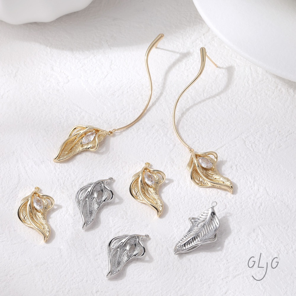 2PCS Leaf Charms for Jewelry F - Gold Leaf Foil recension och pris