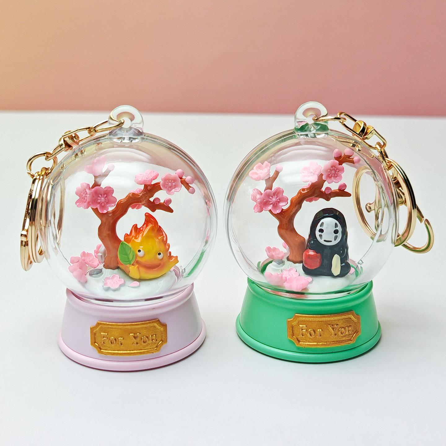 Hayao Miyazaki Keychain Cherry - Resin Art Case recension och pris